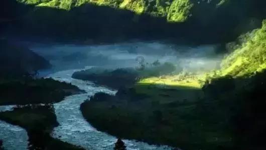 到老闵行的老房子里，尝尝老上海的本帮面！