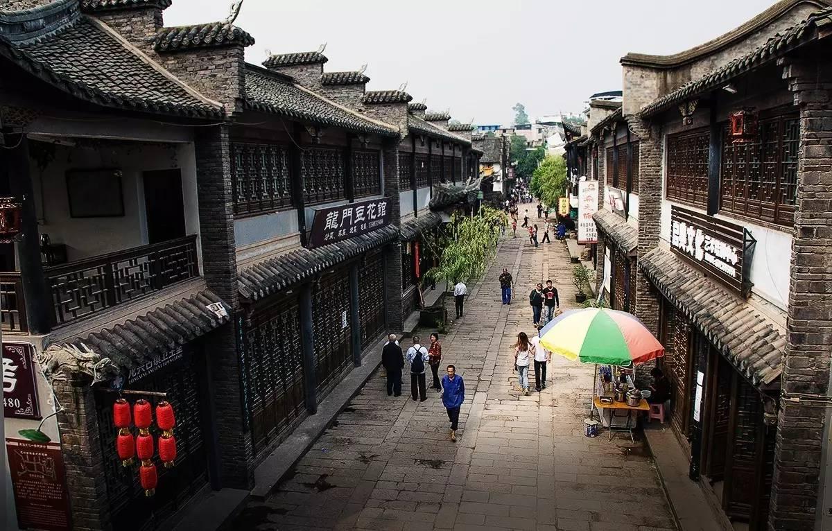 提供最佳问答服务 - 美联储加息75基点股市跳水!人民币贬值加速!A股能否上涨大V反转?问答